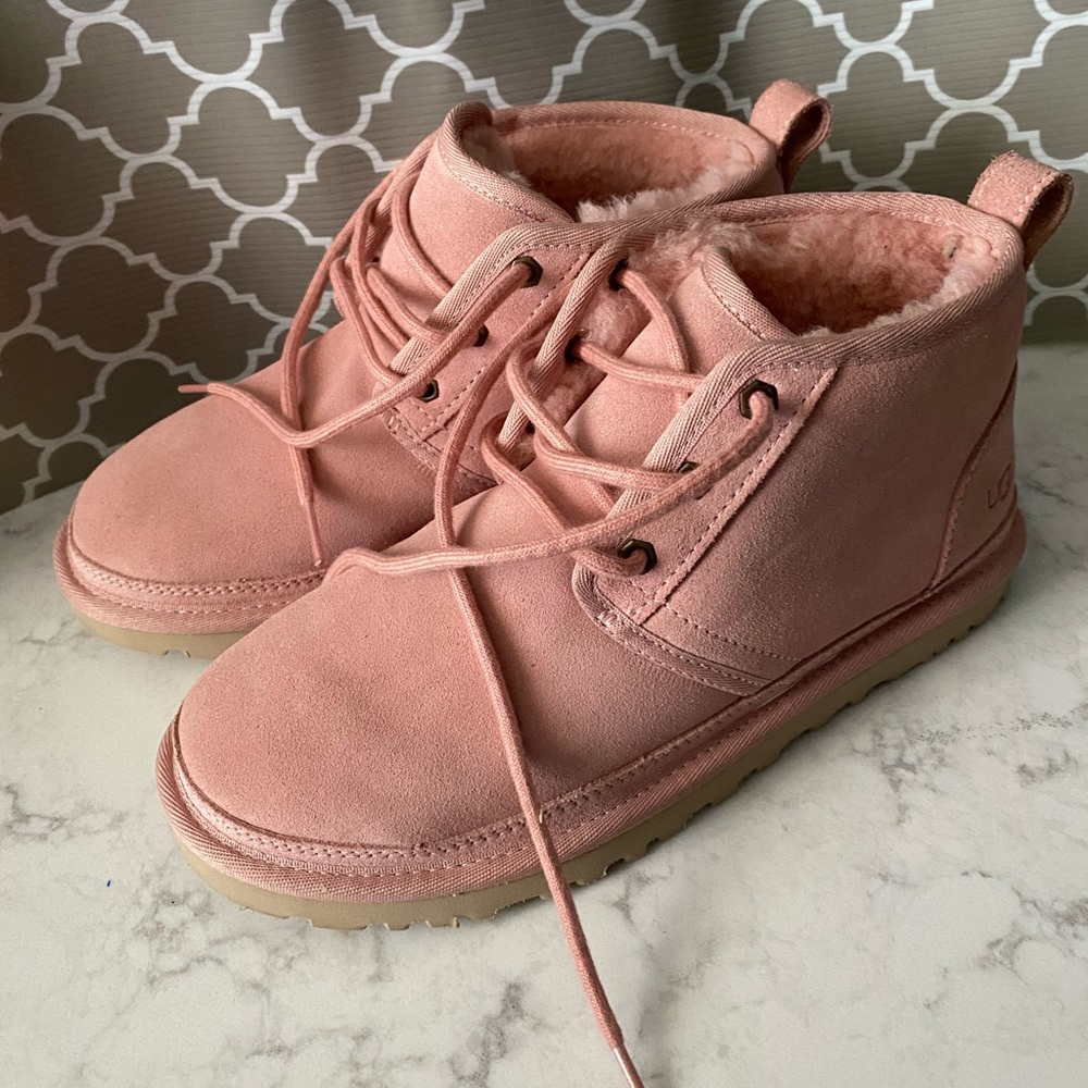 Ugg laces boots